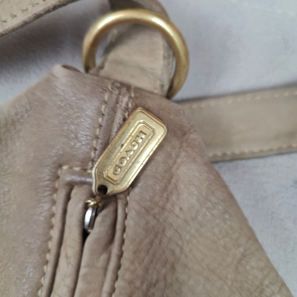 Vintage‎ Coach Sonoma Flat Pack Sling Bag Tan Nubuck Leather Purse FLAWED - Picture 3 of 10
